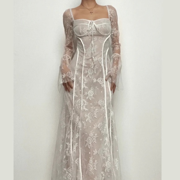 Source Unknown Dresses & Skirts - Elegant Sheer Lace Dress